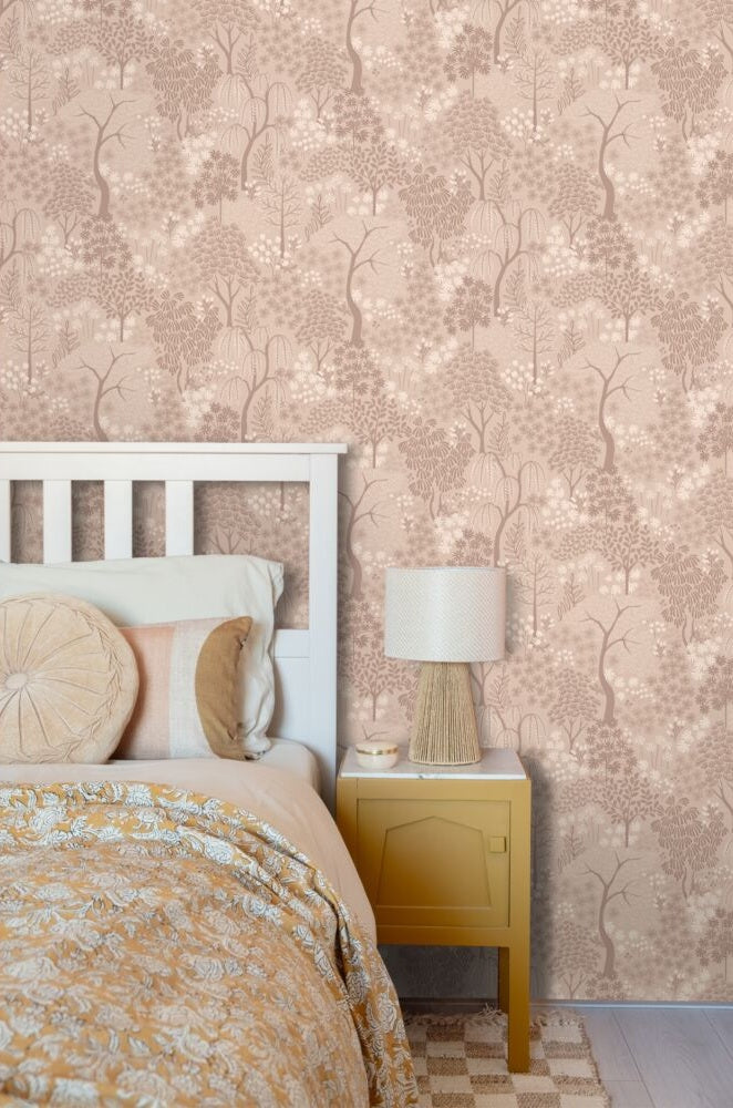 ESTAhome bomen en bloemen behang voor babykamer, meisjeskamer en babykamer oudroze 131649