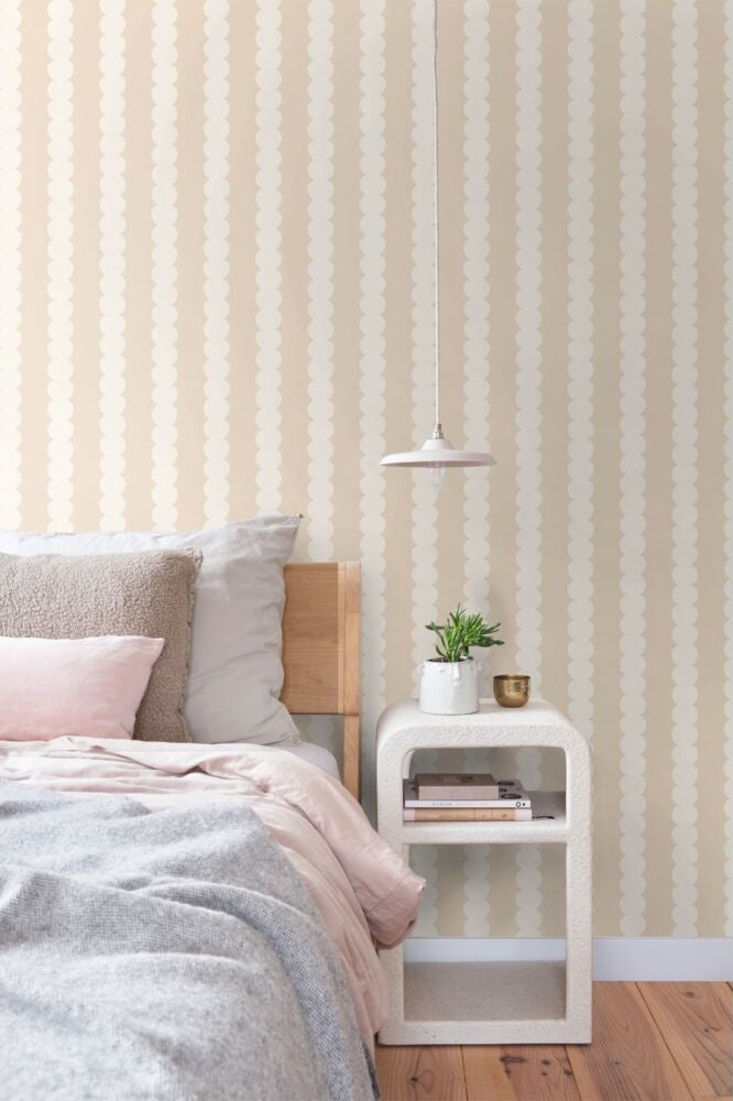 ESTAhome grafische strepen behang voor de kinderkamer jongenskamer meisjeskamer tienerkamer beige 131742