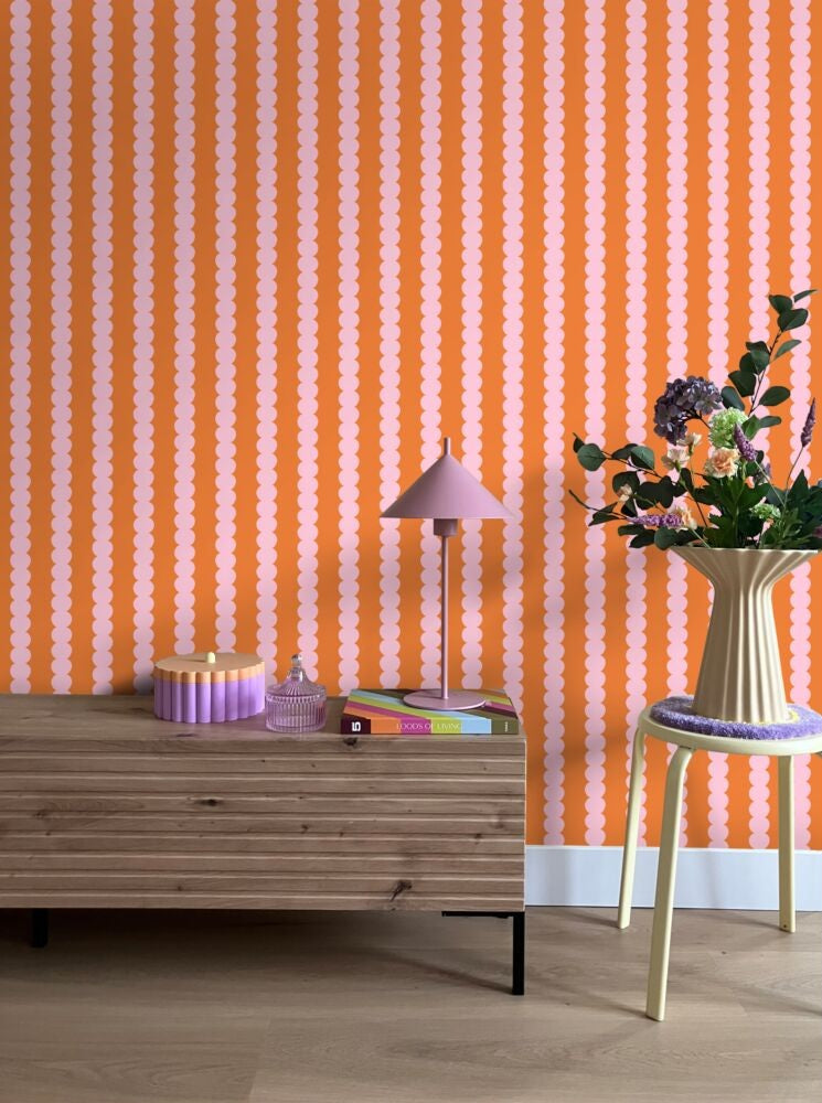 ESTAhome grafische strepen behang voor de kinderkamer meisjeskamer tienerkamer roze oranje 131748