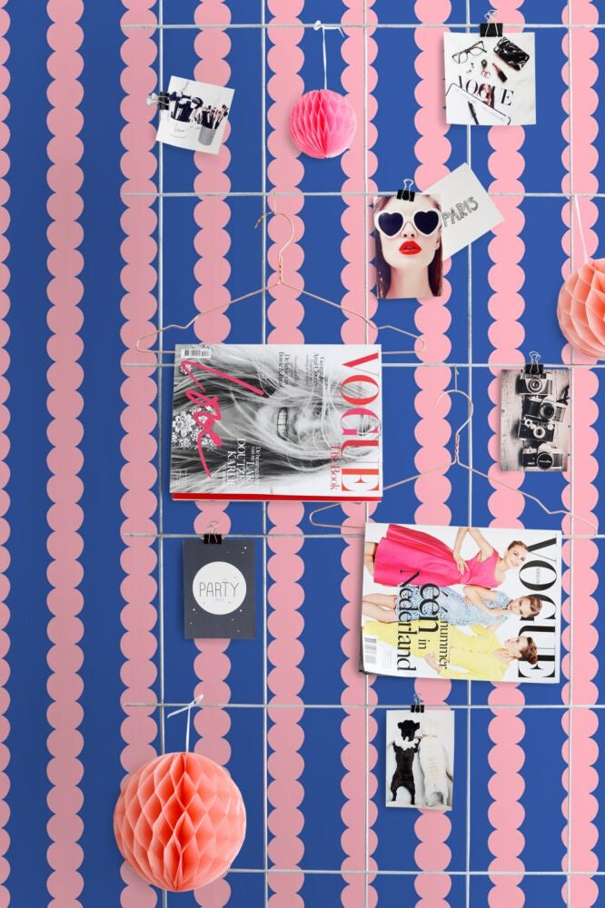 ESTAhome grafische strepen behang voor de kinderkamer meisjeskamer tienerkamer roze blauw 131750