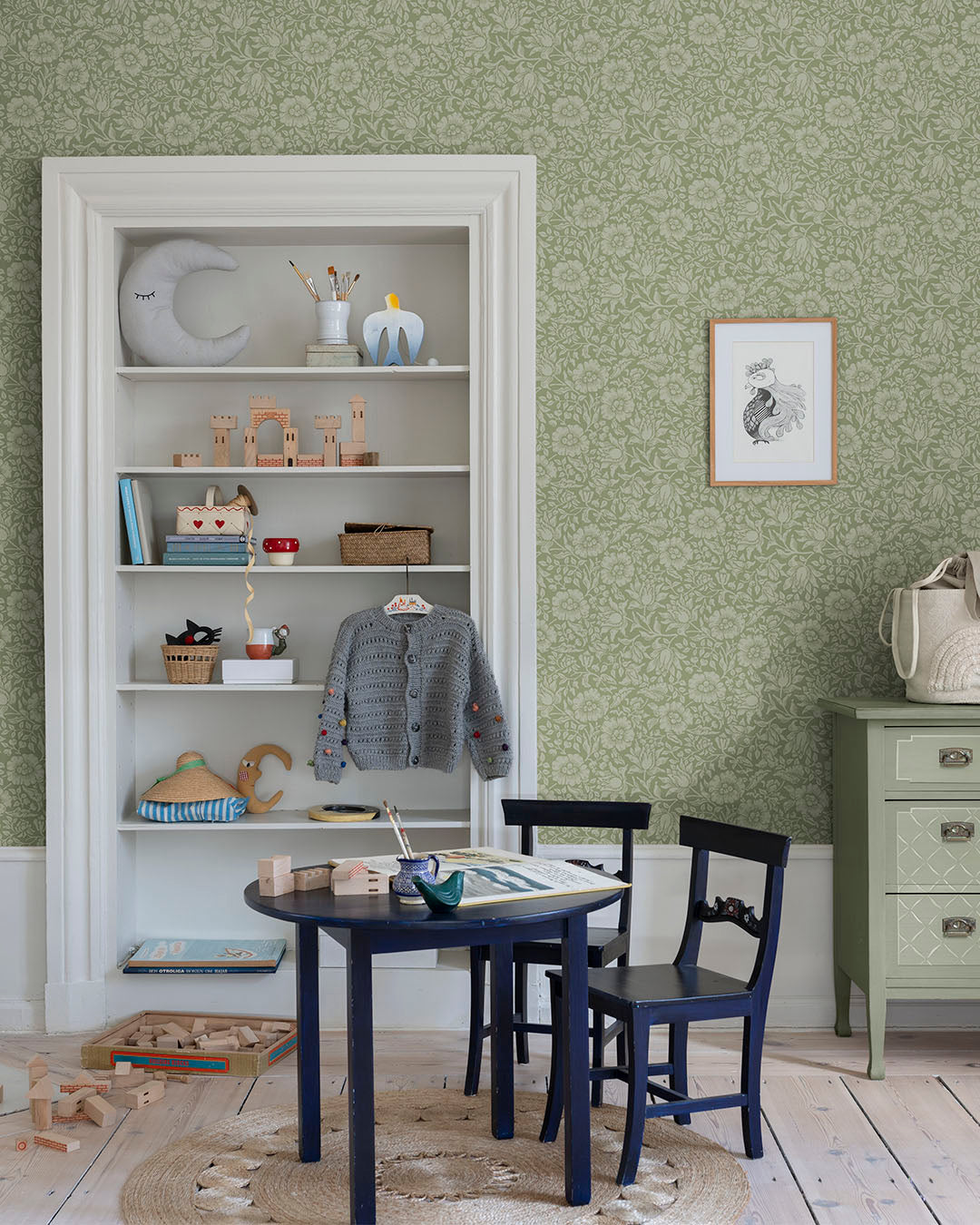 Midbec Mallow bloemenbehang meisjeskamer babykamer en tienerkamer vergrijsd groen 82041