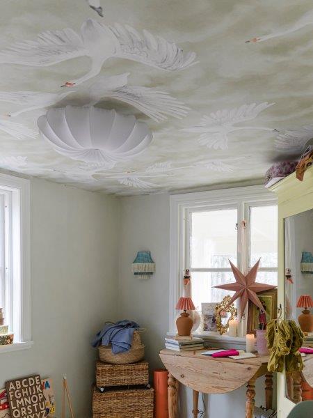 Clouds Swans mural van Borastapeter zwanen behang voor meisjeskamer en babykamer 9414W