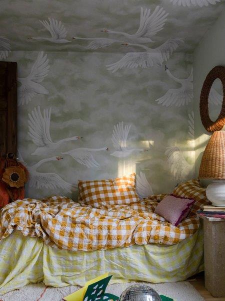 Clouds Swans mural van Borastapeter zwanen behang voor meisjeskamer en babykamer 9414W