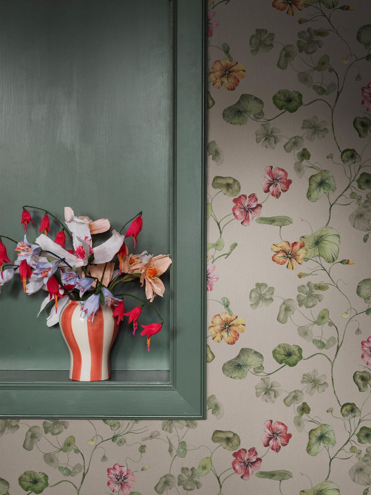 My Feldt Trädgårdskrasse borastapeter mural bloemen meisjeskamer en babykamer 9577w beige