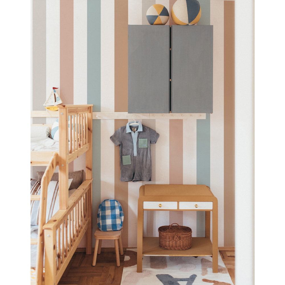 Dekornik strepen behang voor de kinderkamer multi kleuren roze blauw beige karamel
