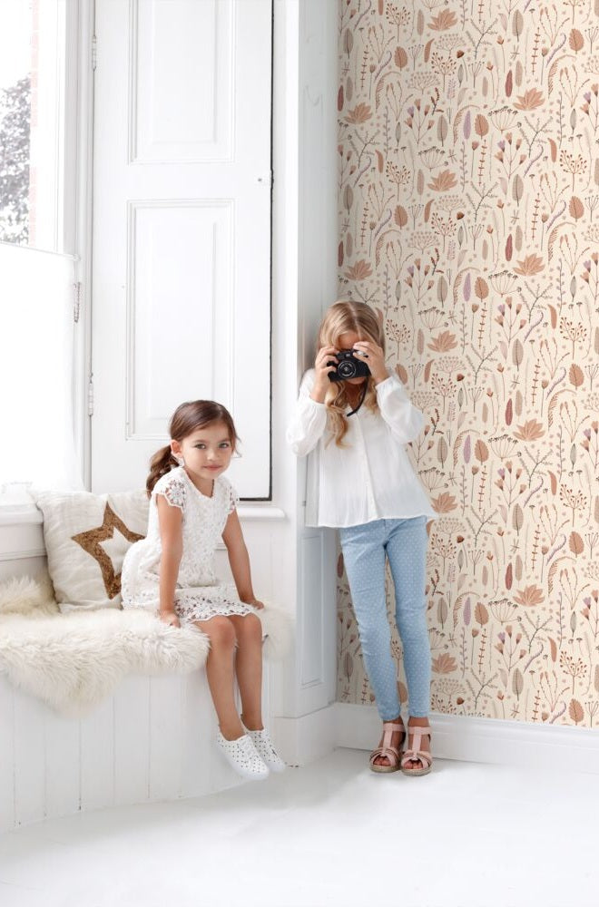 ESTAhome bloemen behang meisjeskamer babykamer warm beige terra 131161