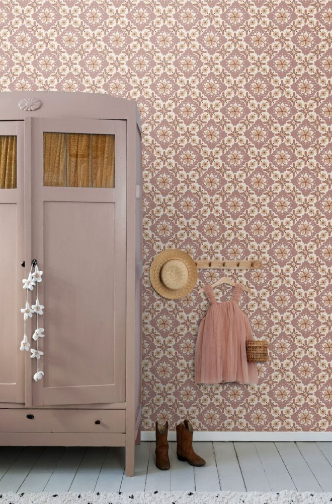 ESTAhome vintage bloemen behang voor meisjeskamer of babykamer paars mauve 131501