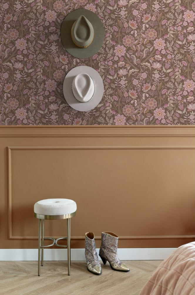 ESTAhome vintage bloemen behang voor meisjeskamer babykamer aubergine paars 131337