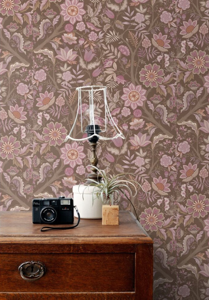 ESTAhome vintage bloemen behang voor meisjeskamer babykamer aubergine paars 131337