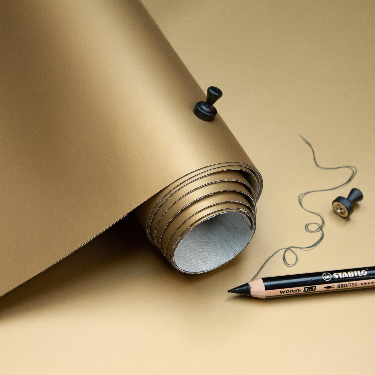 Groovy Magnets magnetisch en beschrijfbaar behang voor de kinderkamer woonkamer keuken goud