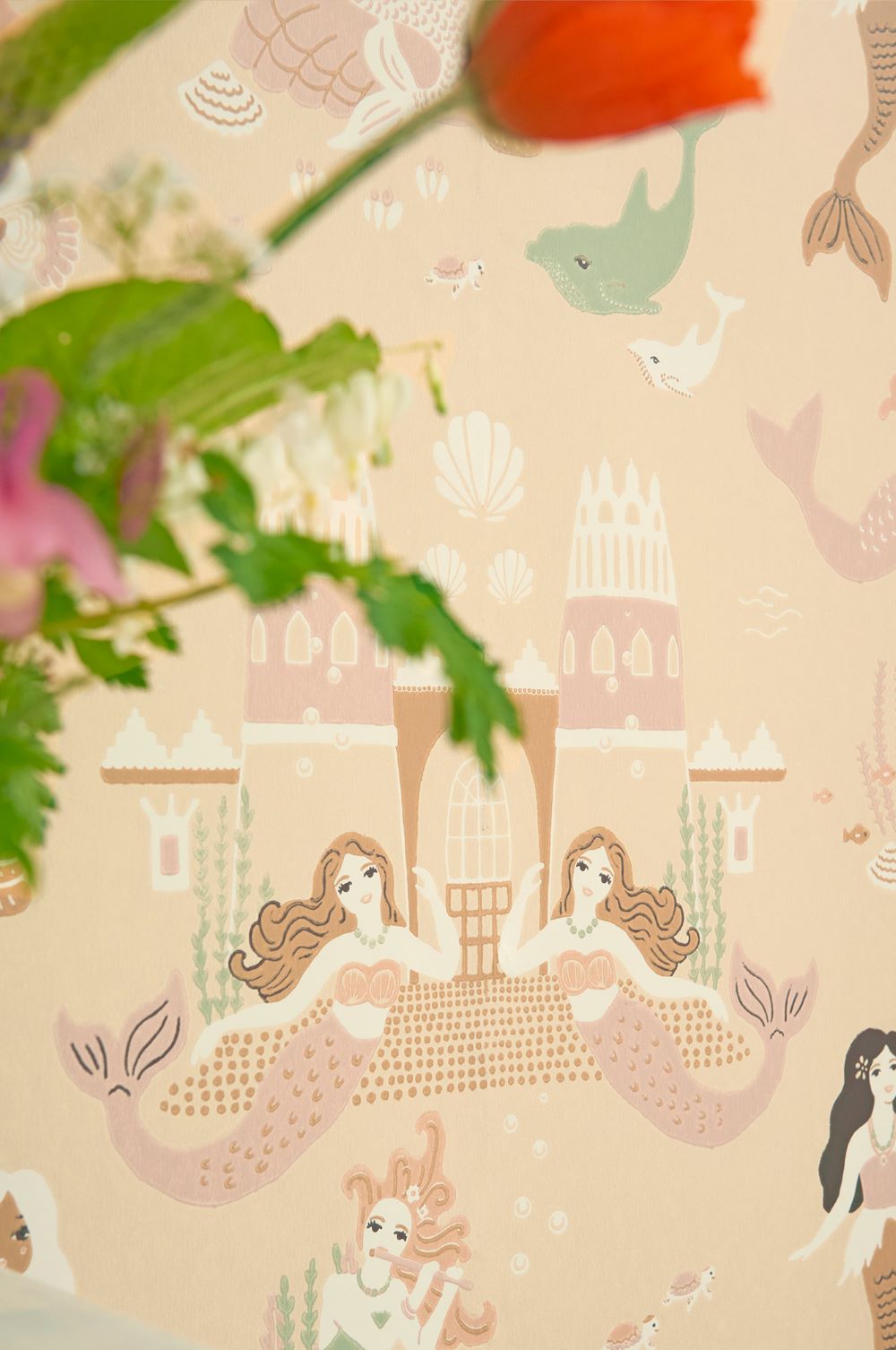 Majvillan behang meisjeskamer zeemeerminnen mermaid reef sandy beige 152-01