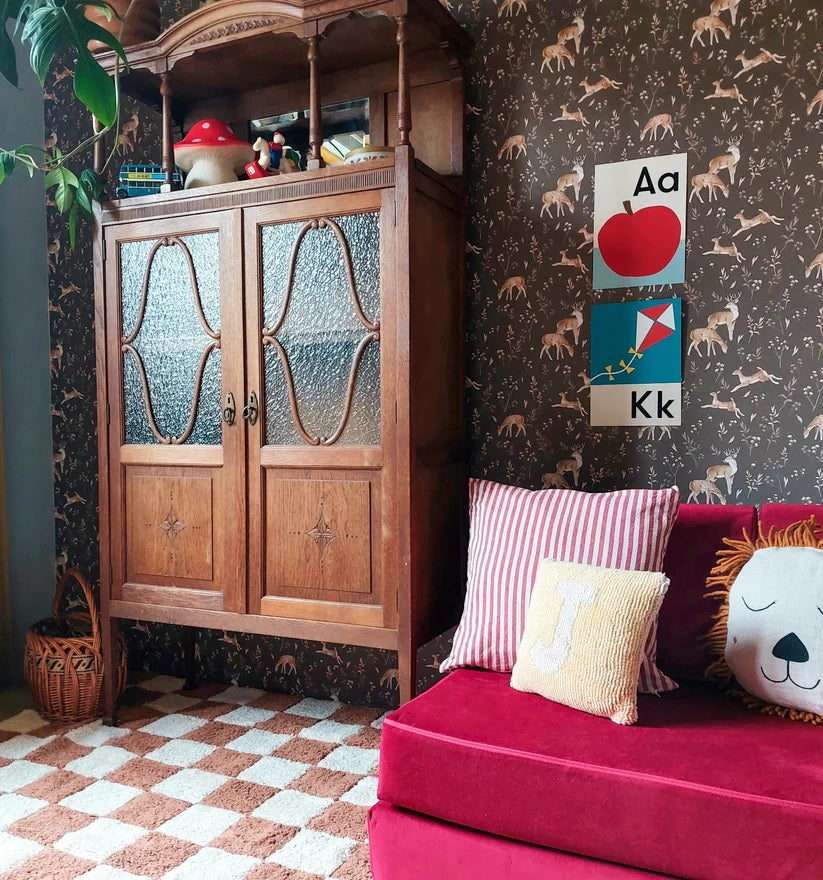 Matuu behang voor de kinderkamer herten bruin
