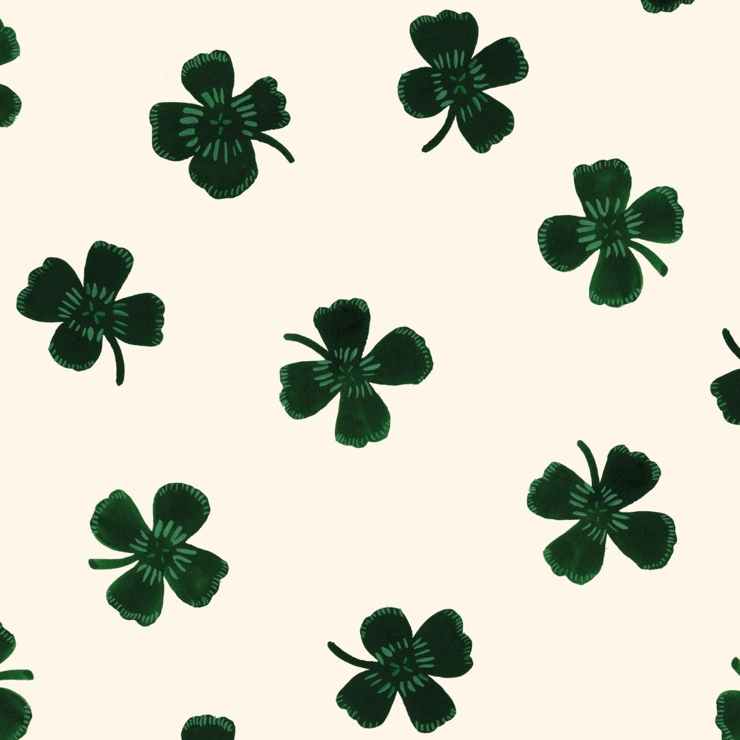 Joelle Wehkamp x Meet me at the wall lucky clover klavertjes behang voor de kinderkamer meisjeskamer groen
