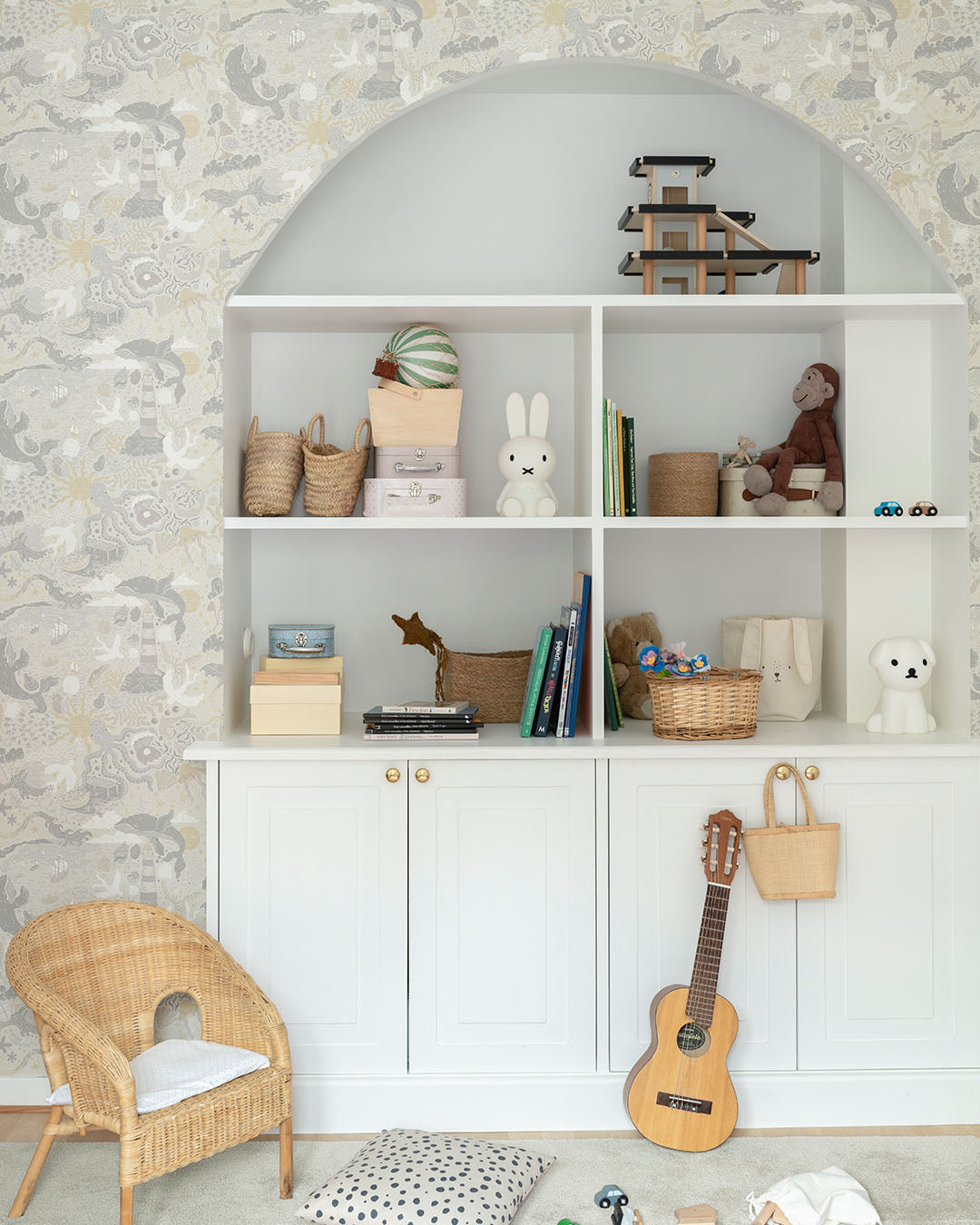 Havet Midbec uit Resan collectie kinderkamer behang zeedieren vergrijsd beige 29016