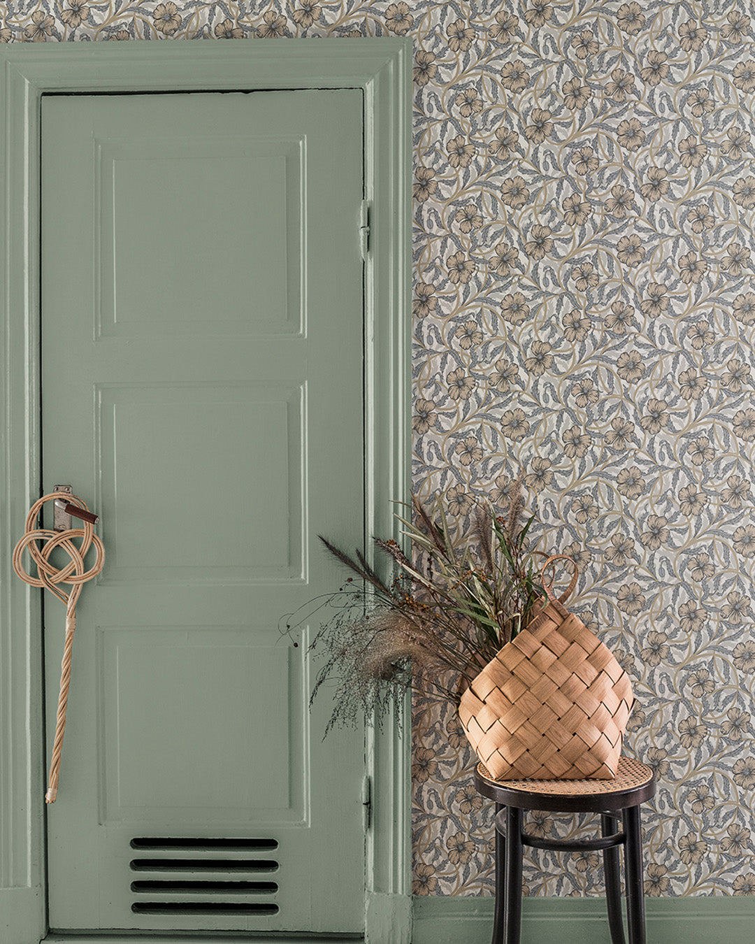 Midbec Poppy Bloemenbehang voor de kinderkamer beige 28025