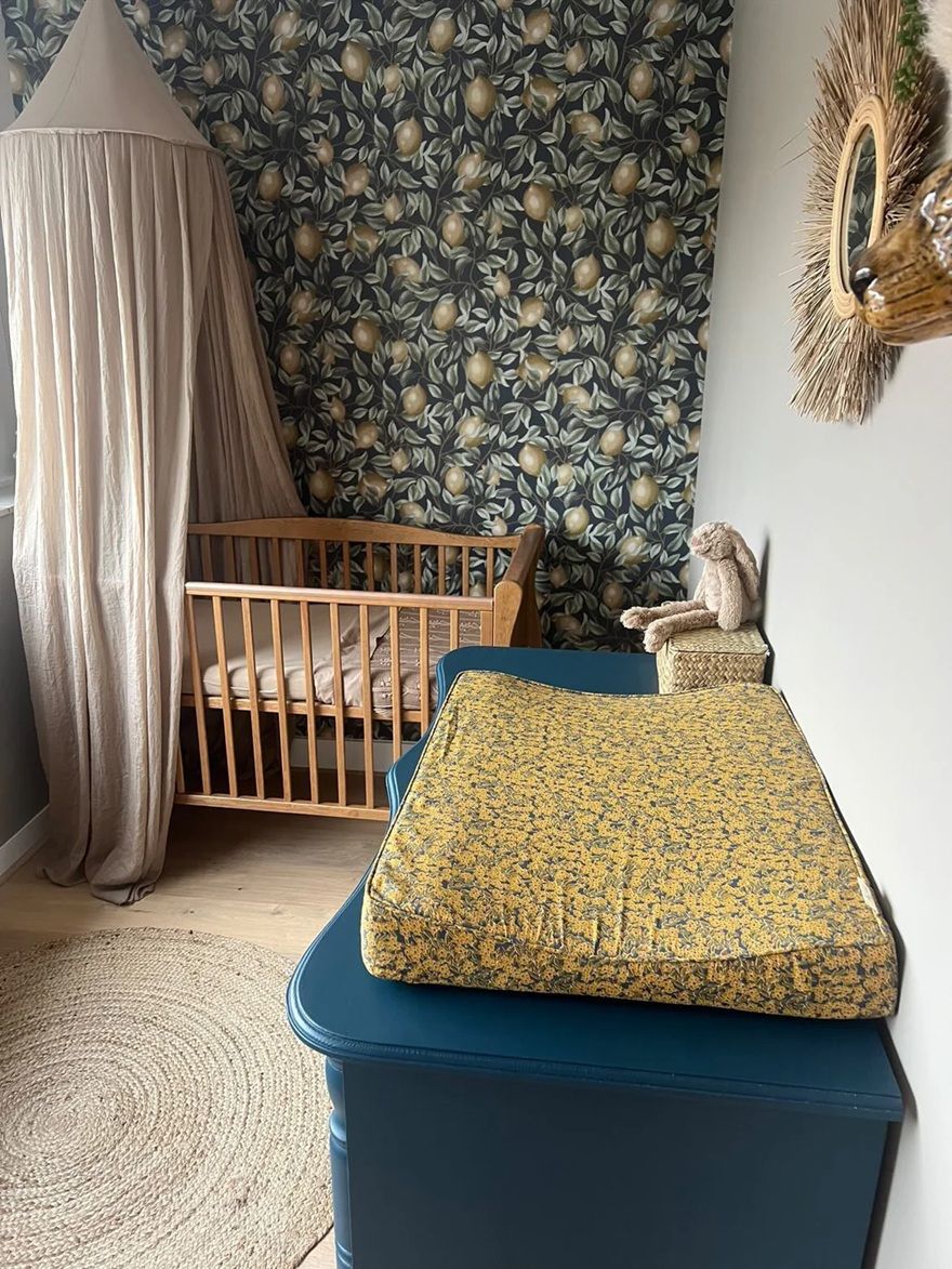 Summer Gray Lemon Trees midnight blue Citroenen behang voor de kinderkamer donker blauw
