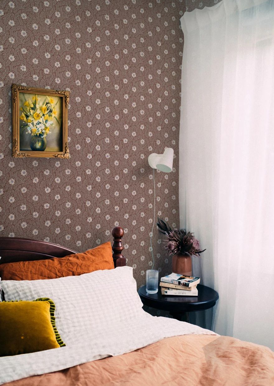 Summer Gray bloemen behang voor de kinderkamer meisjeskamer babykamer terra terracotta  Kicki