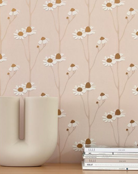 Studio Ditte behang kinderkamer bloemen behang kamille poederroze met goud