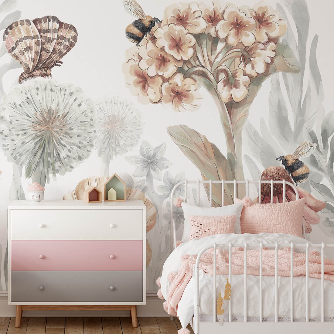 Pastelowe Love bloemenbehang wildflowers mural voor de kinderkamer meisjeskamer babykamer roze
