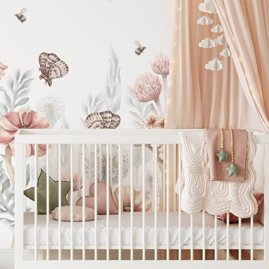Pastelowe Love bloemenbehang wildflowers mural voor de kinderkamer meisjeskamer babykamer roze