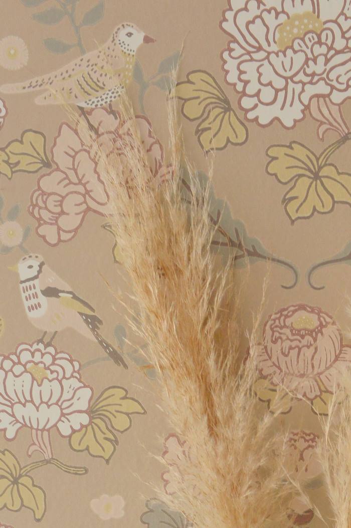 Majvillan behang meisjeskamer Bloemen June Honing Beige