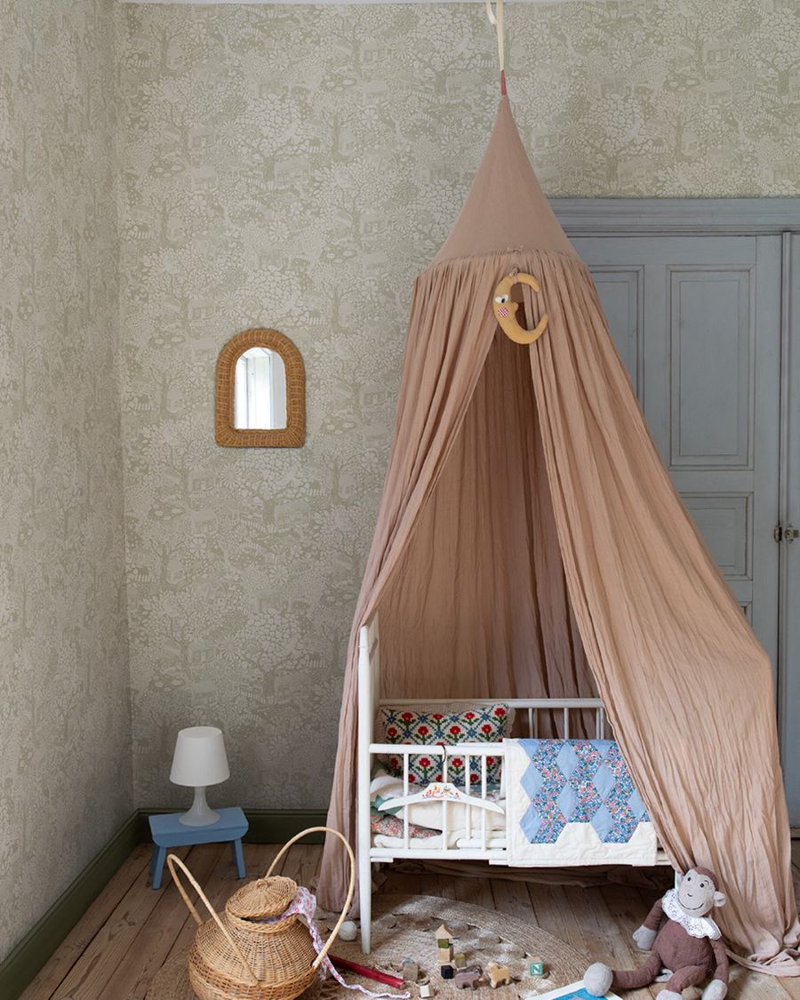 Bygga Bo behang voor de kinderkamer van Midbec beige