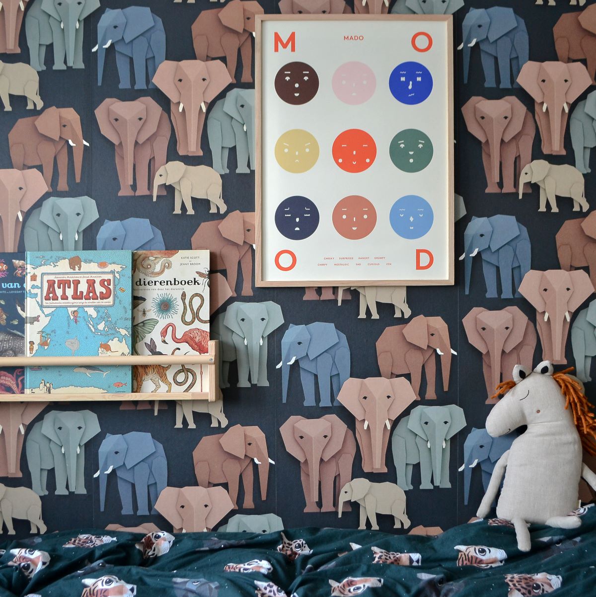 Studio Ditte Wallpaper Elephants - Dark