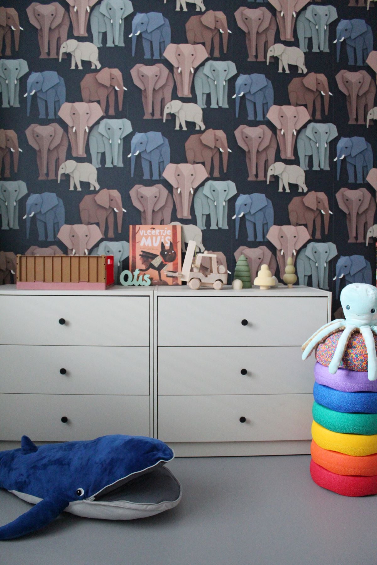 Studio Ditte Wallpaper Elephants - Dark