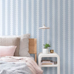 ESTAhome grafische strepen behang voor de kinderkamer jongenskamer meisjeskamer tienerkamer lichtblauw 131743