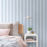 ESTAhome grafische strepen behang voor de kinderkamer jongenskamer meisjeskamer tienerkamer lichtblauw 131743