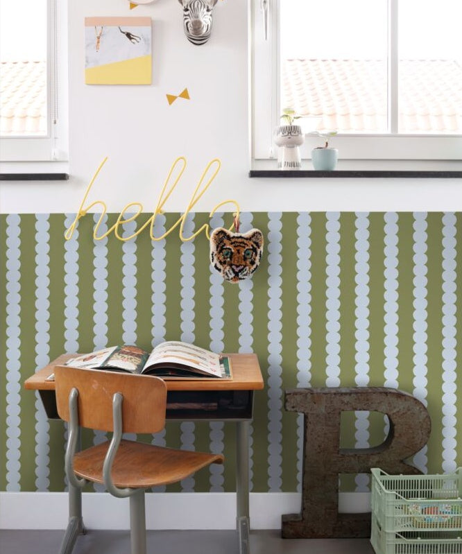 ESTAhome grafische strepen behang voor de kinderkamer jongenskamer meisjeskamer tienerkamer blauw en groen 131747