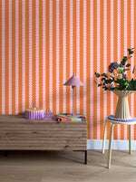 ESTAhome grafische strepen behang voor de kinderkamer meisjeskamer tienerkamer roze oranje 131748