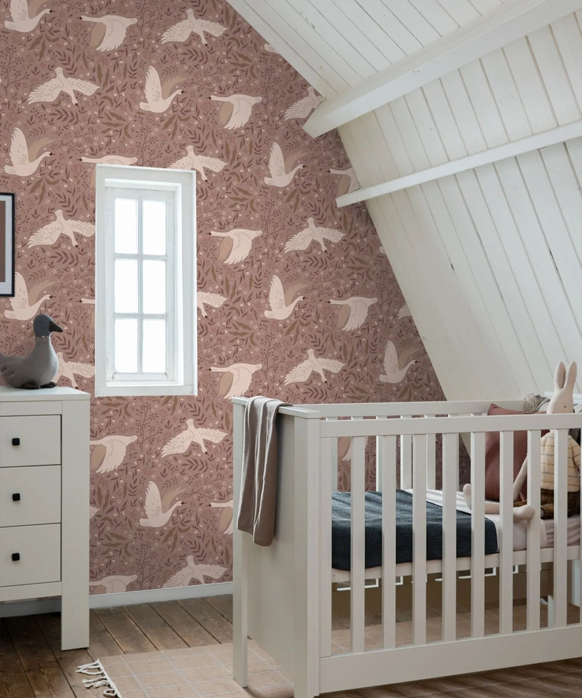 ESTAhome zwanen behang kinderkamer meisjeskamer mauve paars 131858