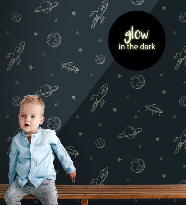 ESTAhome behang planeten in de ruimte behang glow in the dark jongenskamer blauw 139761