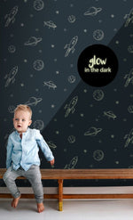 ESTAhome behang planeten in de ruimte behang glow in the dark jongenskamer blauw 139761