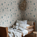 Zeedieren behang Della van Sandberg voor kinderkamer met vissen, kwallen, schildpadden. Leuk voor een jongenskamer, meisjeskamer, neutrale kinderkamer en babykamer. Ocean Blue blauw 243-36