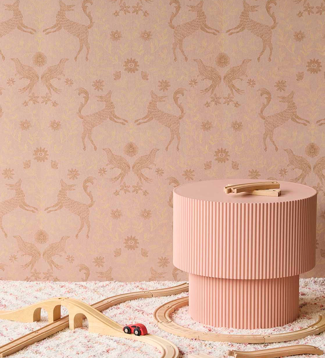 Eijffinger dieren behang voor de kinderkamer meisjeskamer babykamer tiny treausures terra roze 363112