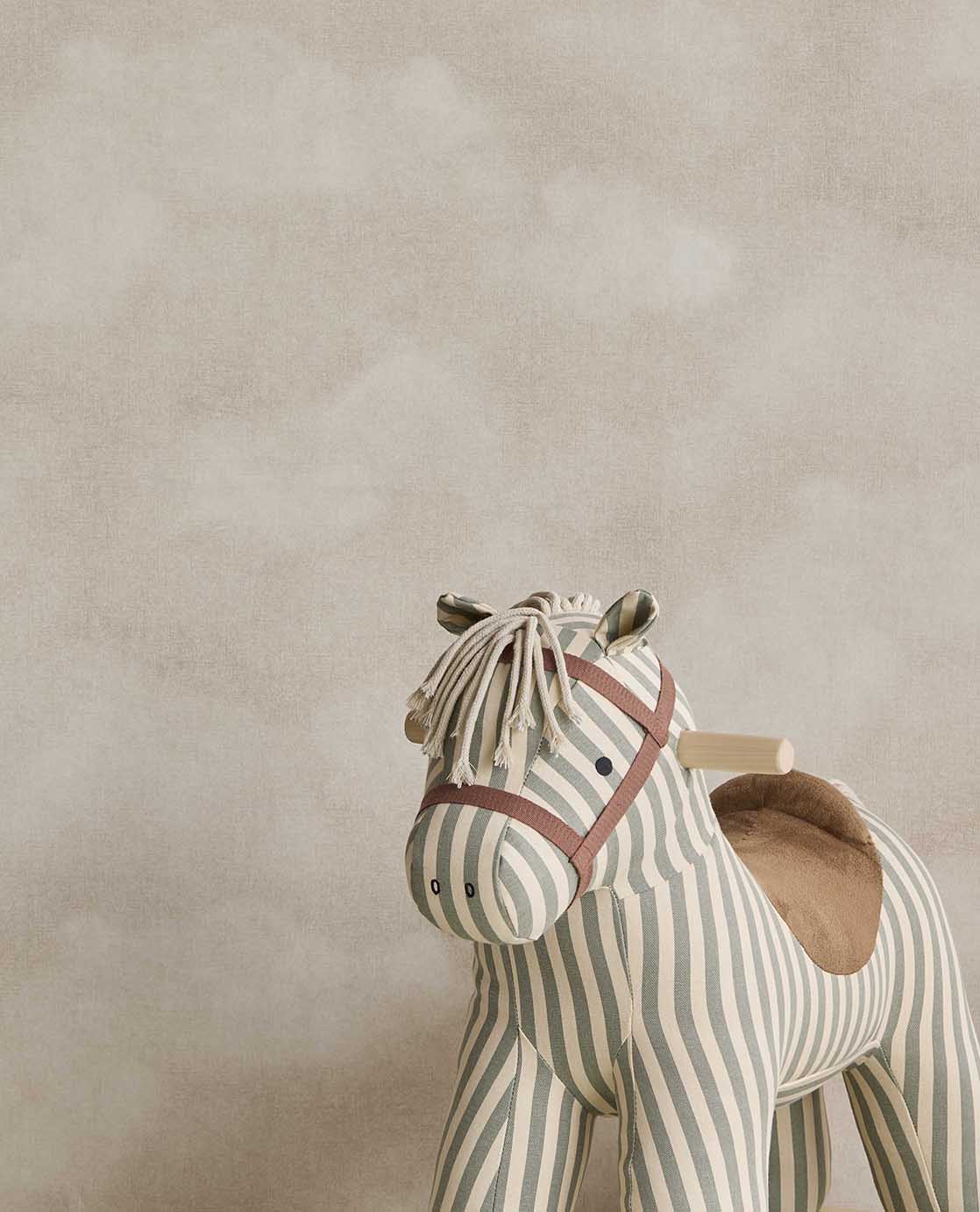 Eijffinger behang kinderkamer wolken tiny treasures collectie babykamer neutrale kinderkamer beige 363127