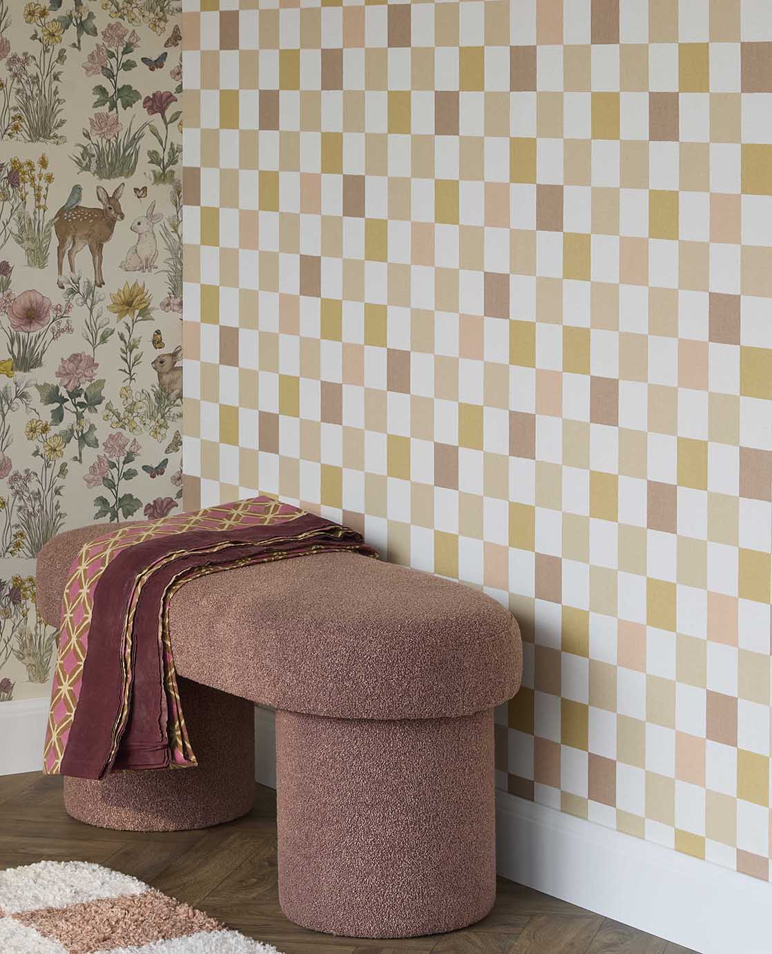 Eijffinger geblokt behang voor de kinderkamer meisjeskamer babykamer tienerkamer pastel roze oker 363145