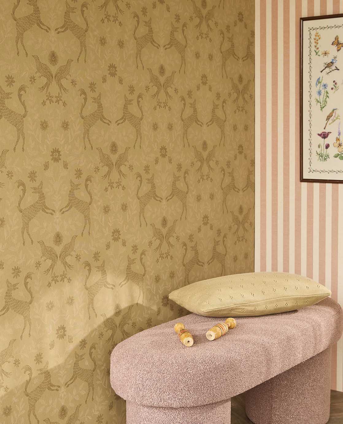 Strepen behang kinderkamer Eijffinger Tiny Treasures babykamer meisjeskamer roze beige 363152