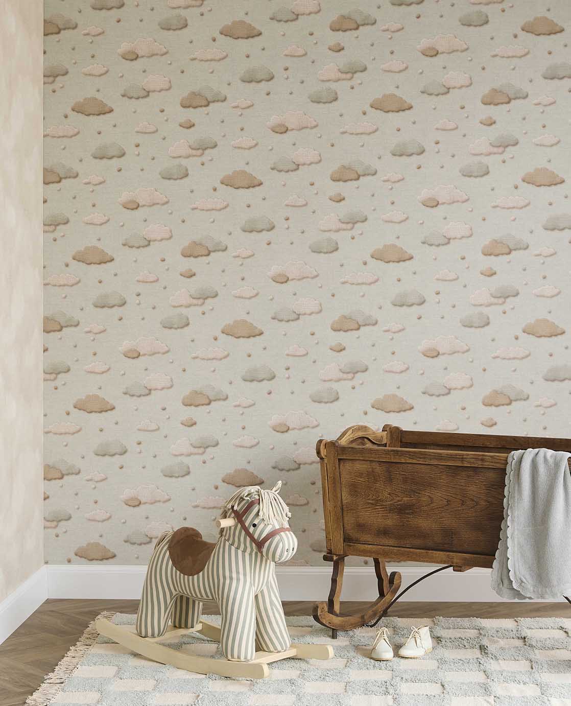 Eijffinger Tiny Treasures wolken behang voor de kinderkamer jongenskamer blauw bruin 363161
