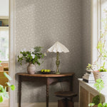 Myrthen Borastapeter bloemen behang voor de kinderkamer meisjeskamer babykamer khaki groen 5712
