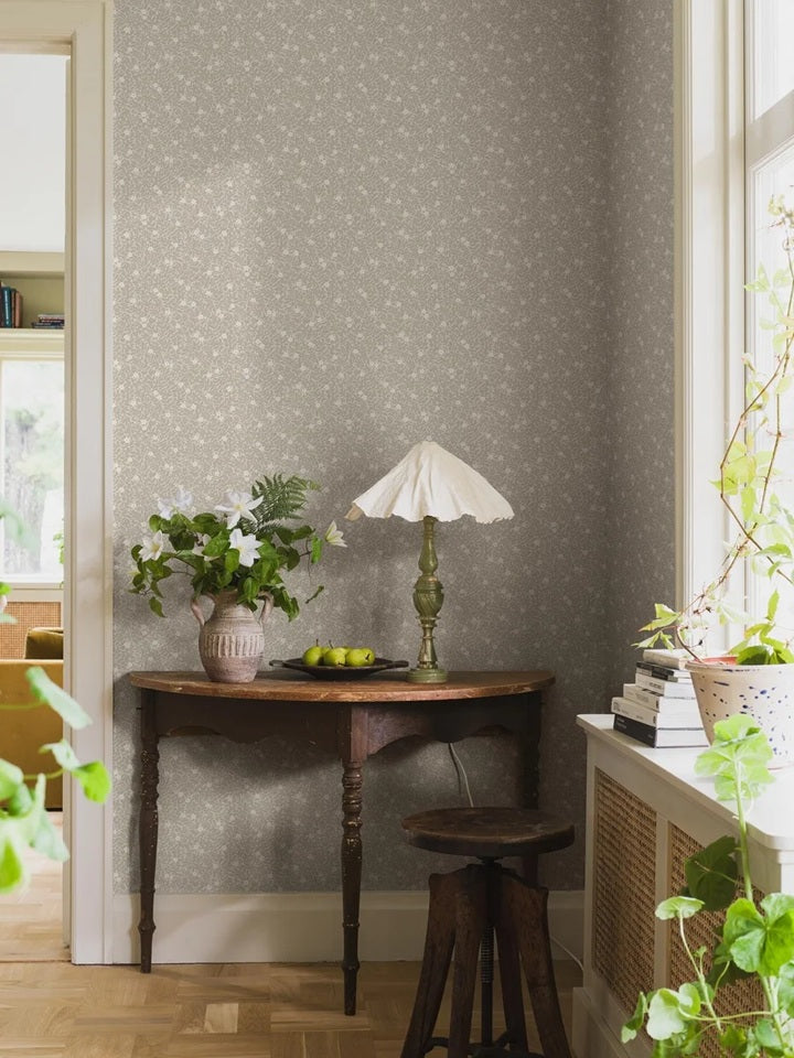 Myrthen Borastapeter bloemen behang voor de kinderkamer meisjeskamer babykamer khaki groen 5712