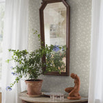 Myrthen Borastapeter bloemen behang voor de kinderkamer meisjeskamer babykamer khaki groen 5712