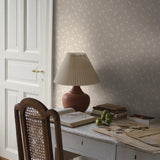 Myrten Borastapeter bloemen behang voor de meisjeskamer en babykamer beige 5713
