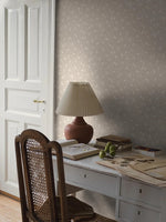 Myrten Borastapeter bloemen behang voor de meisjeskamer en babykamer beige 5713
