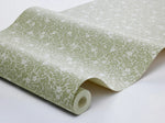 Borastapeter Myrten bloemen behang voor meisjekamer en babykamer groen beige 5731