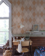 Midbec Kalas harlekijn ruiten behang voor meisjeskamer en babykamer roze