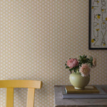 Borastapeter Lilla Lyckan bloemen behang meisjeskamer babykamer geel en creme 6953