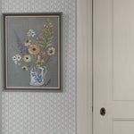 Borastapeter Lilla Lyckan bloemen behang meisjeskamer babykamer lihtblauw en creme 6956